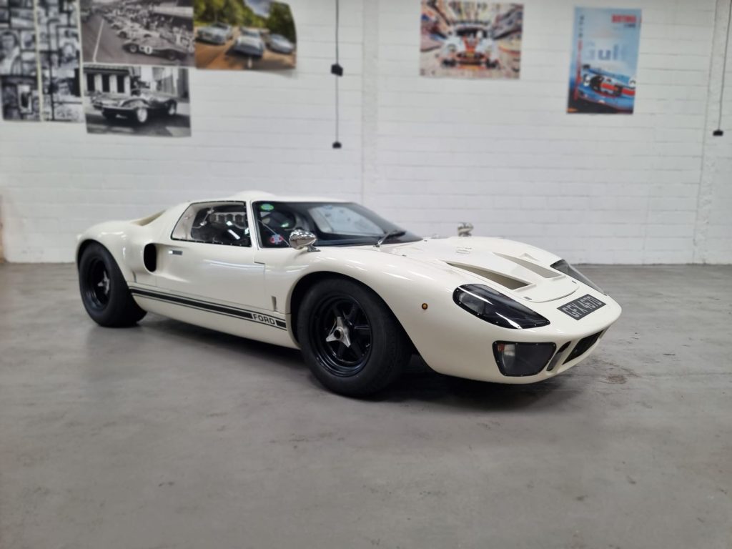 gt40 2 main photo